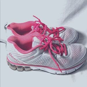 Reebok Jet Ride Gray and Pink Athletic Shoes - Size 6.5